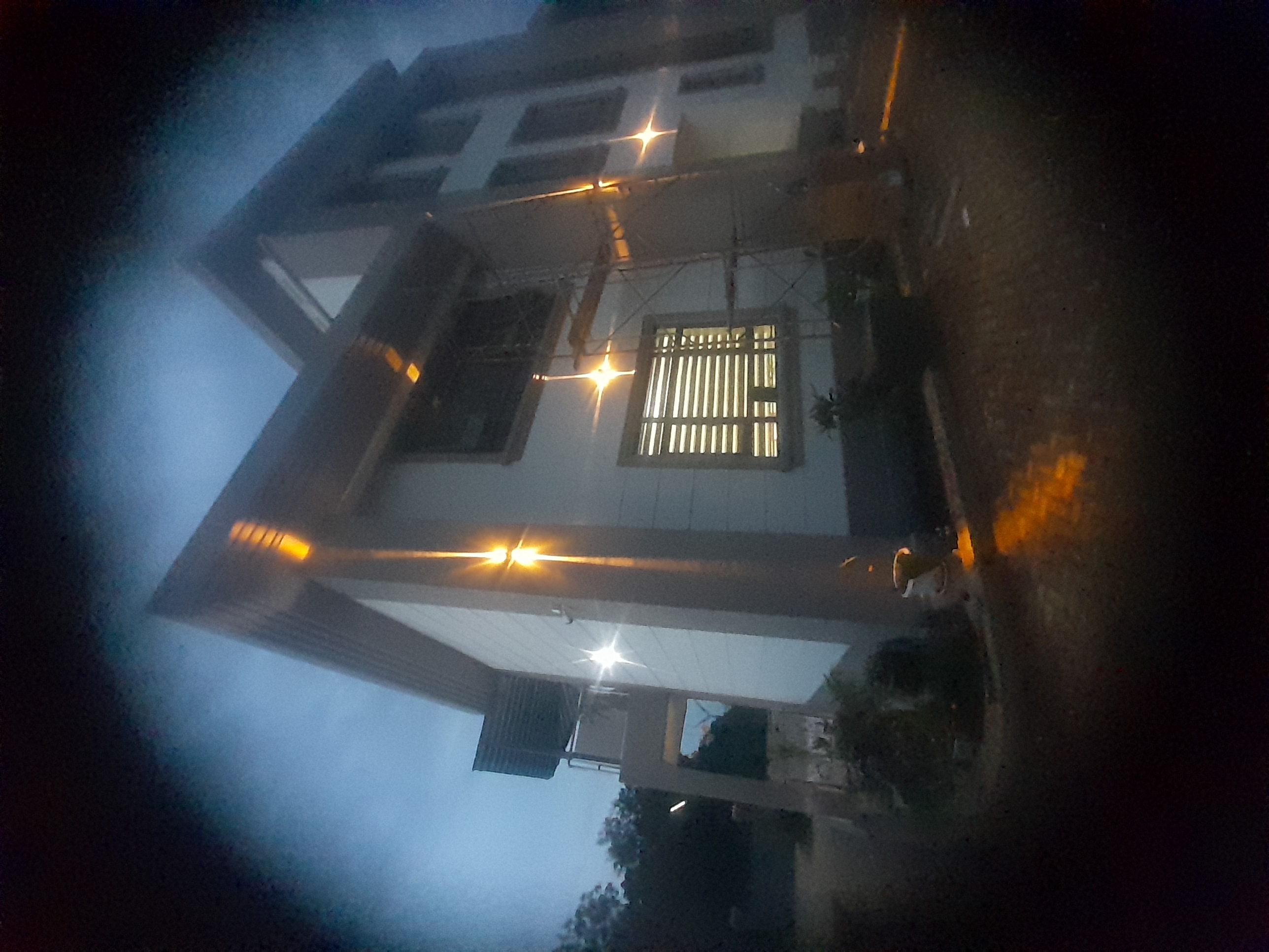 Suburban family residence